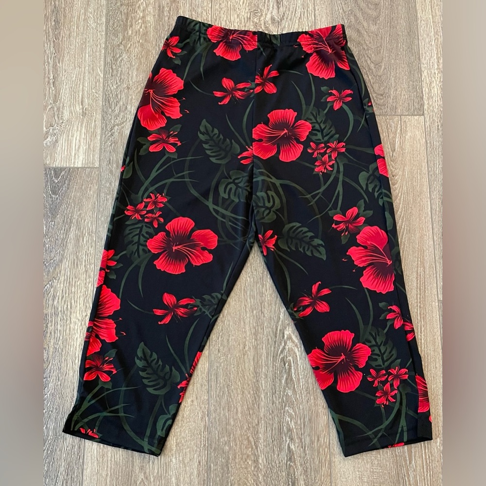 Casual Floral Capri Pants